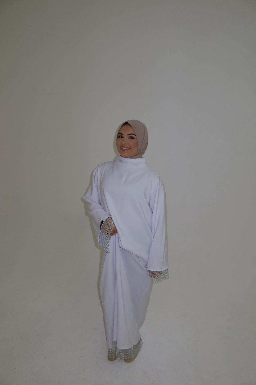 Pre order Reté white
