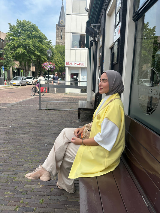 Giléy butteryellow